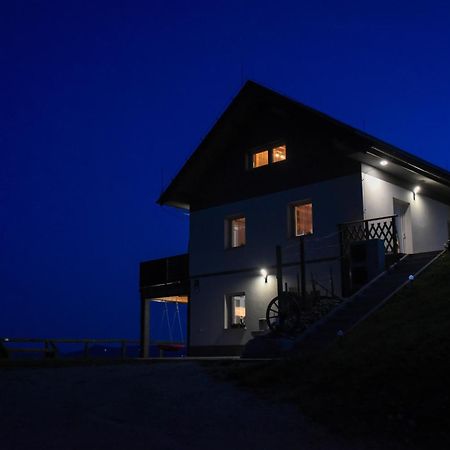 Apartmaji Gracner Dramlje Exterior foto