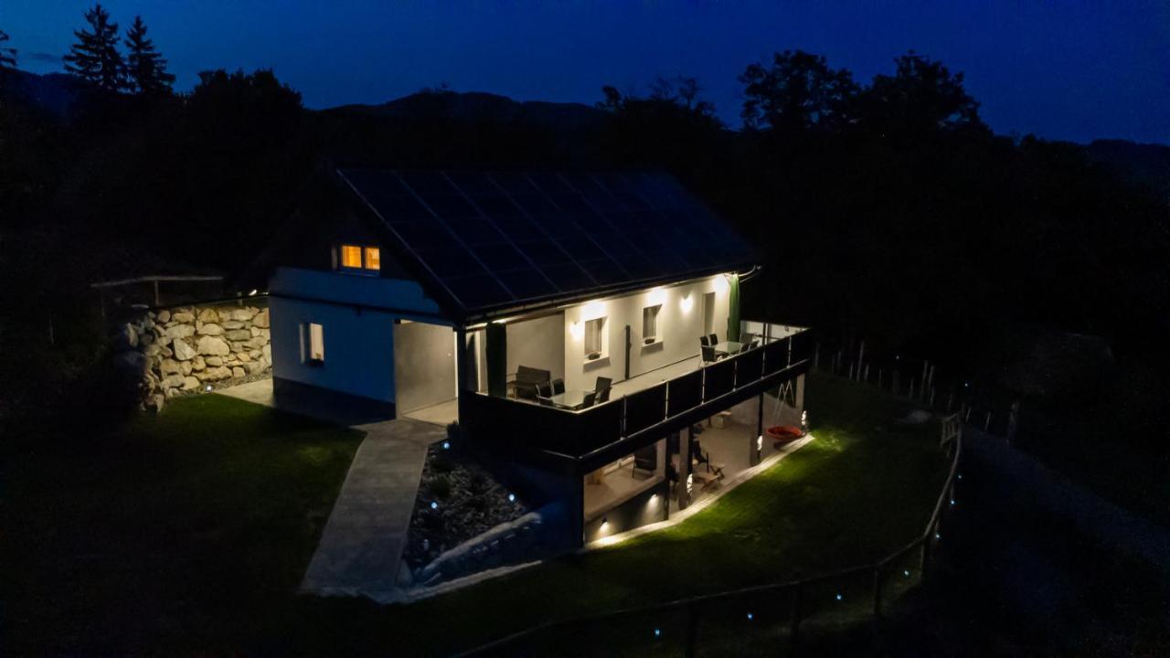 Apartmaji Gracner Dramlje Exterior foto