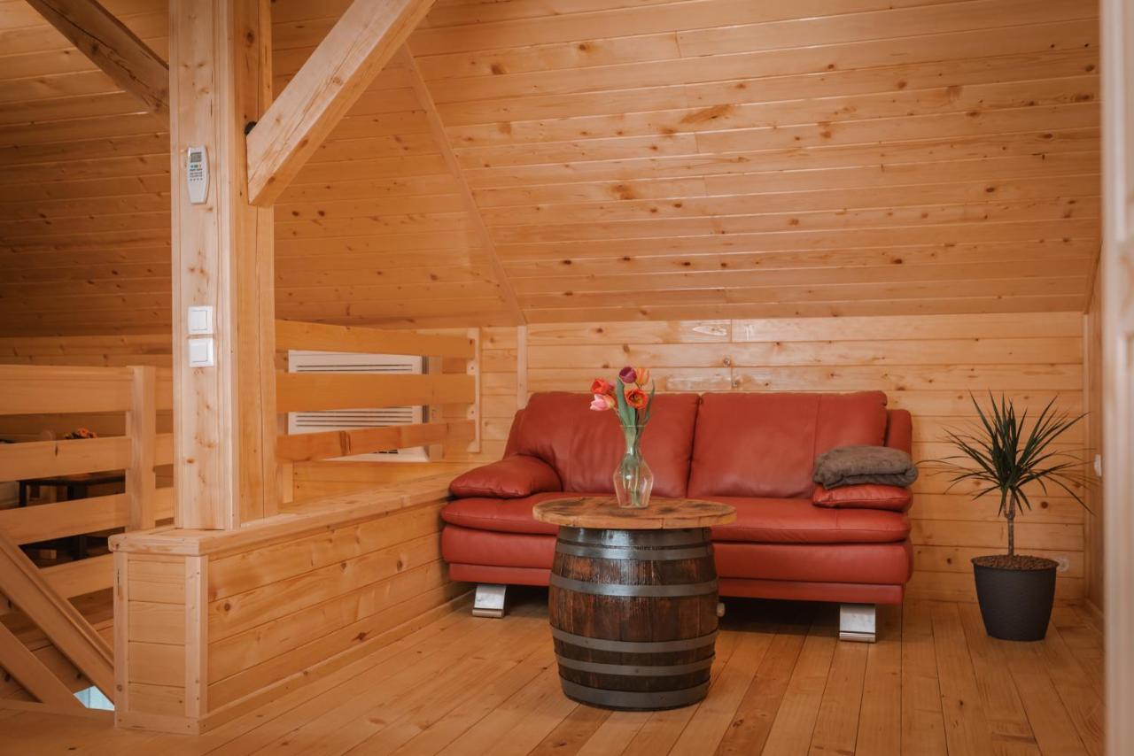Apartmaji Gracner Dramlje Exterior foto