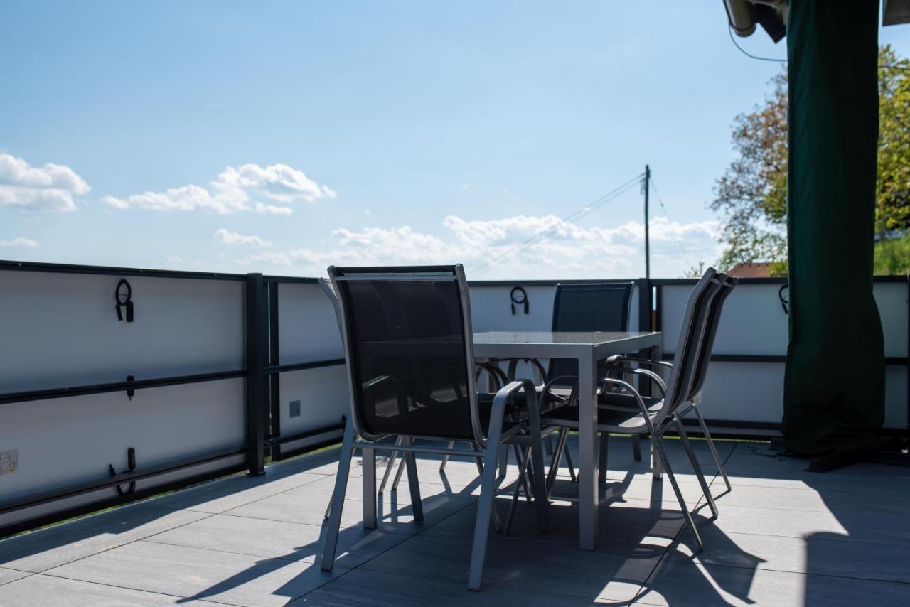 Apartmaji Gracner Dramlje Exterior foto