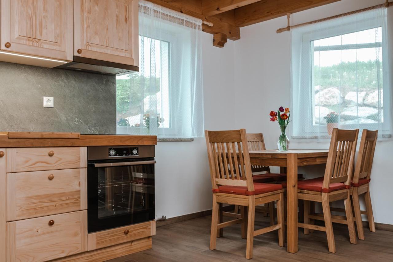 Apartmaji Gracner Dramlje Exterior foto