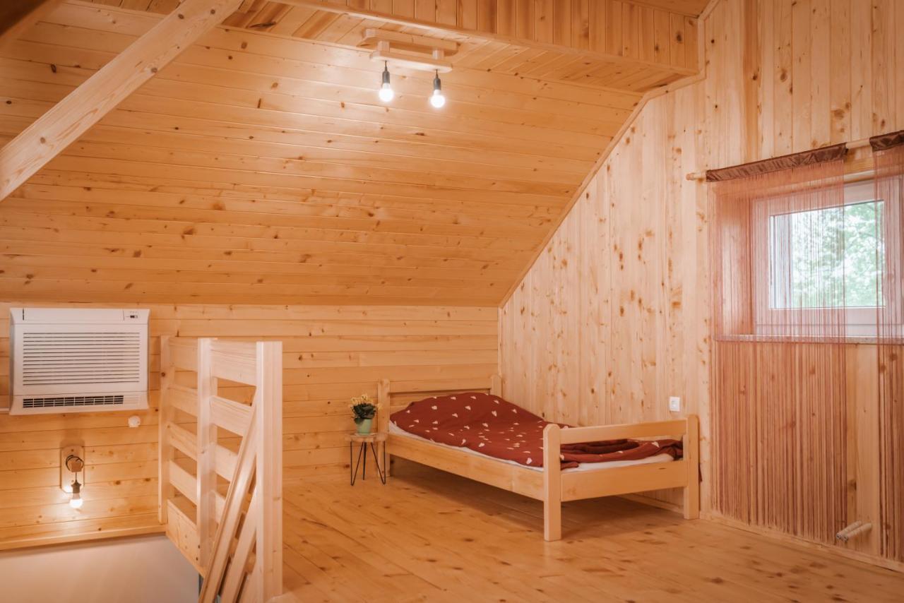 Apartmaji Gracner Dramlje Exterior foto