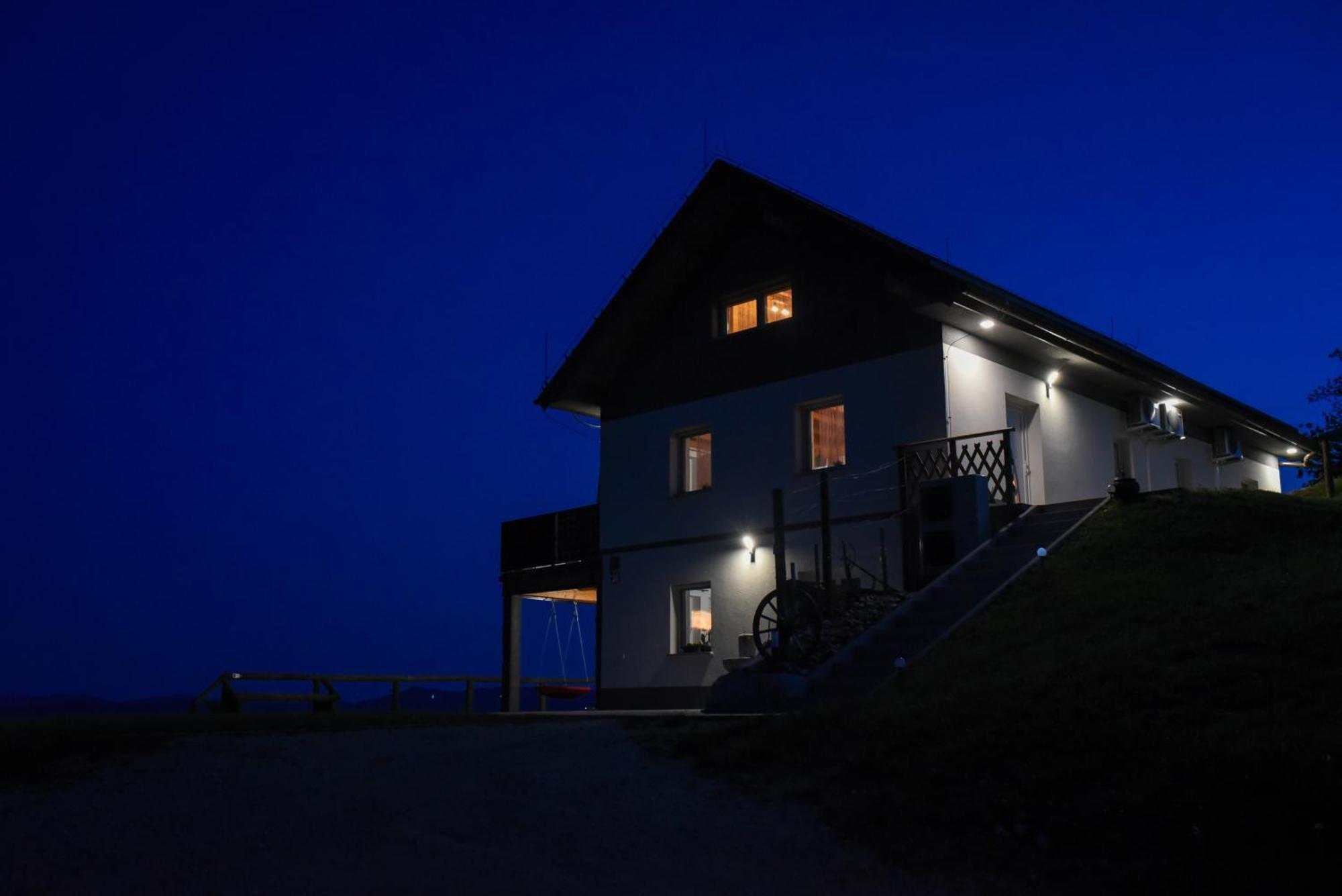 Apartmaji Gracner Dramlje Exterior foto
