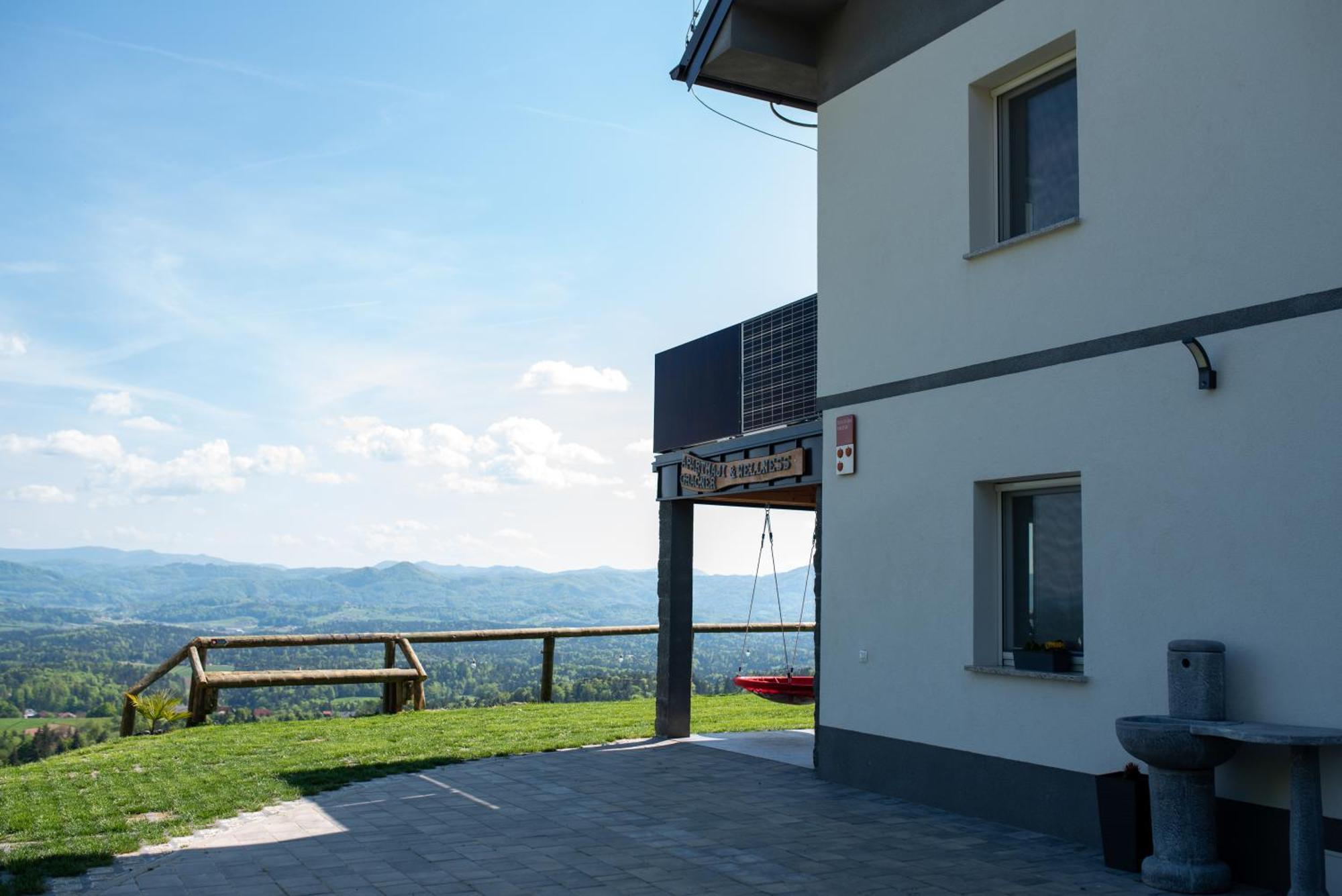Apartmaji Gracner Dramlje Exterior foto